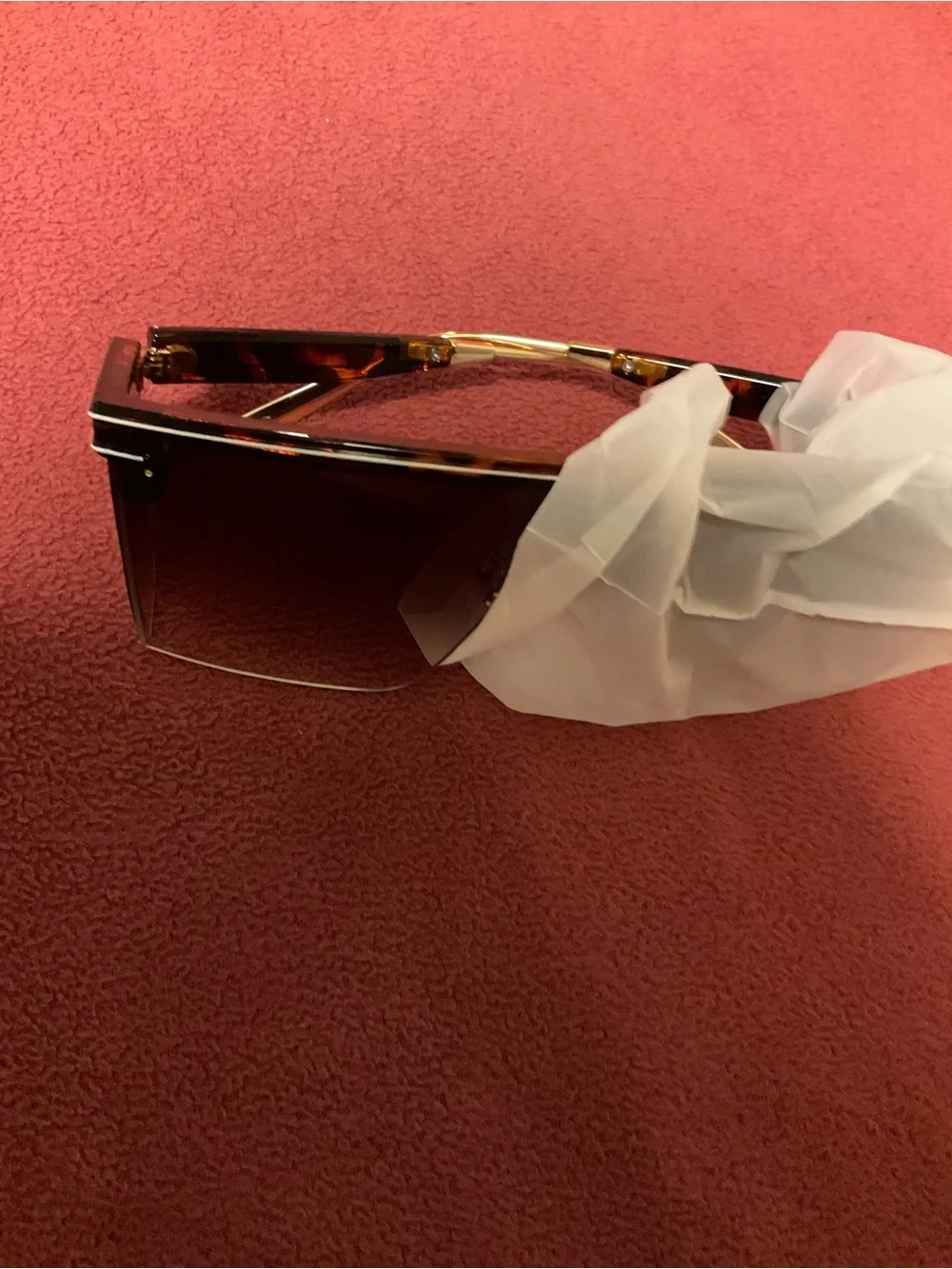 Designer-Style Oversized Shield Sunglasses in Brown